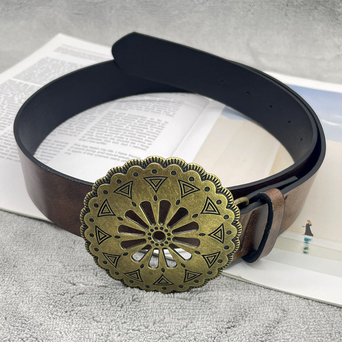 Spice girl retro belt female design sense niche decoration with skirt western style bronze belt versatile jeans