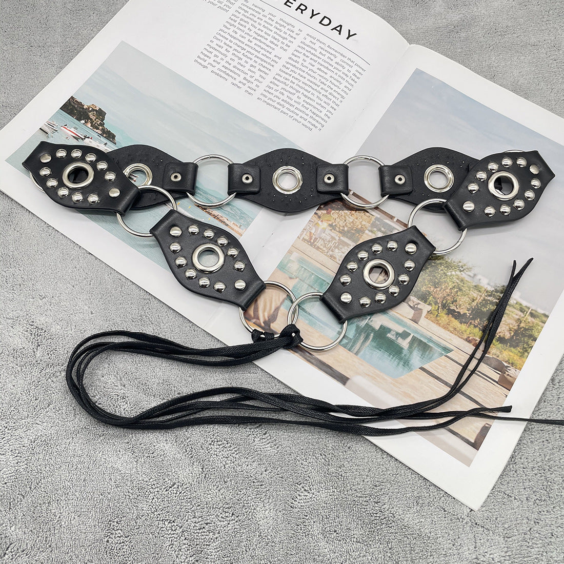 YoRoooi babes retro vintage bust belt flying ring design sense strap belt woman